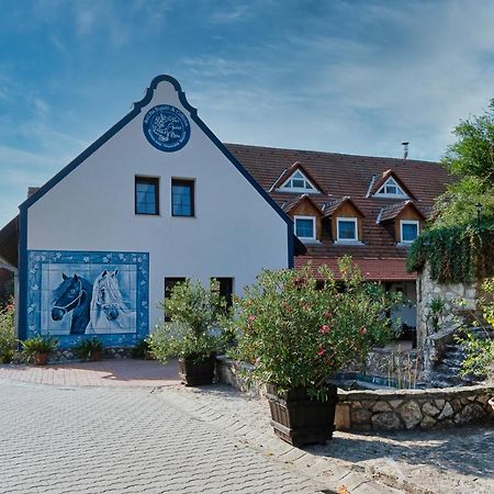 Szel Fiai Fogado Otel Nyúl Dış mekan fotoğraf